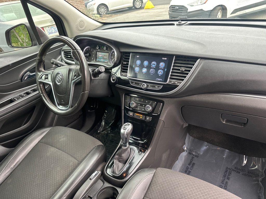 Vehicle image 21 of 34