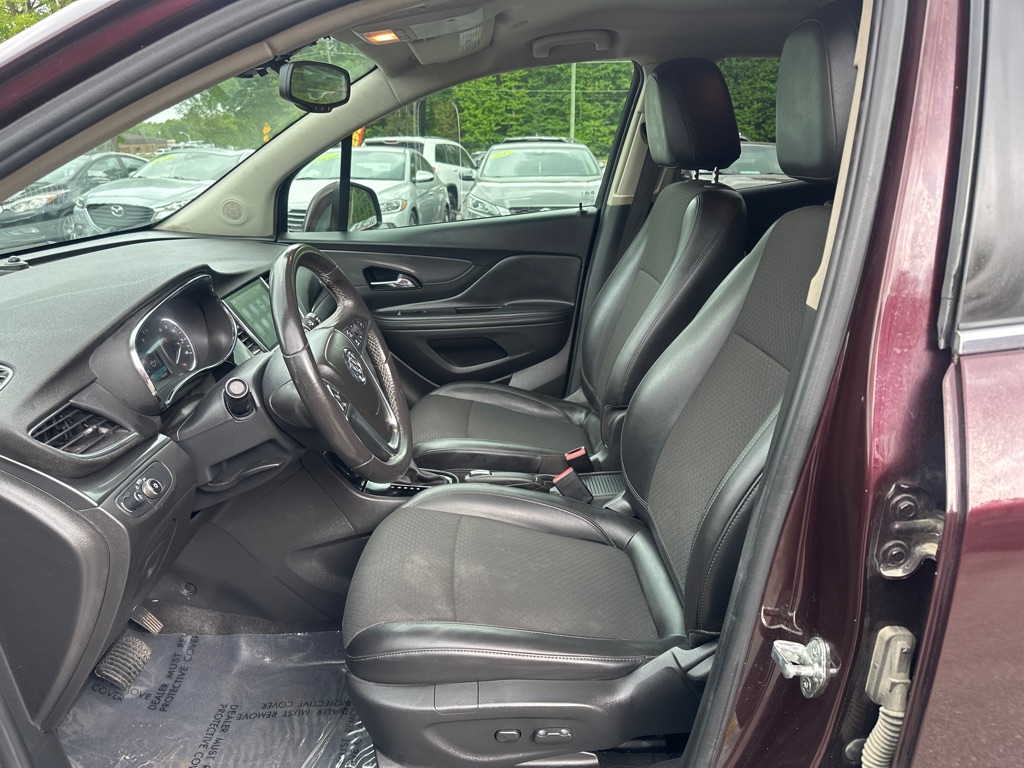 Vehicle image 11 of 34