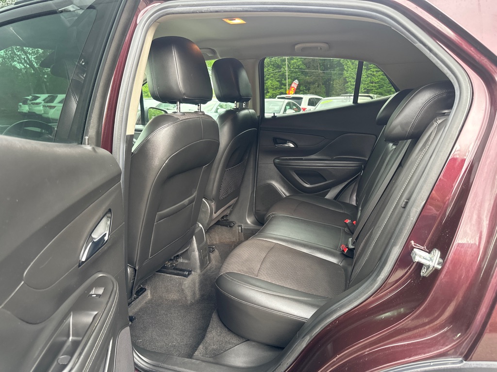 Vehicle image 13 of 34