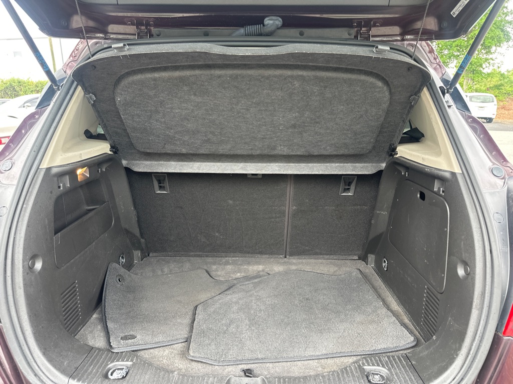 Vehicle image 32 of 34