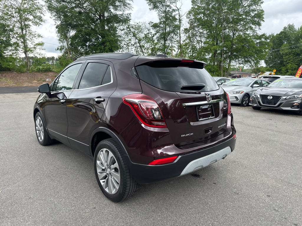 Vehicle image 8 of 34
