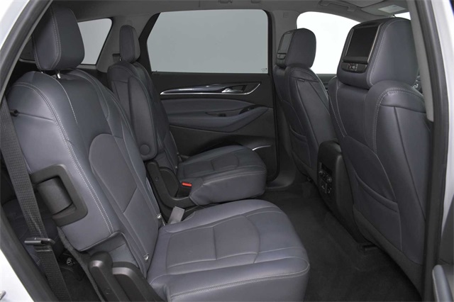 Vehicle image 14 of 34