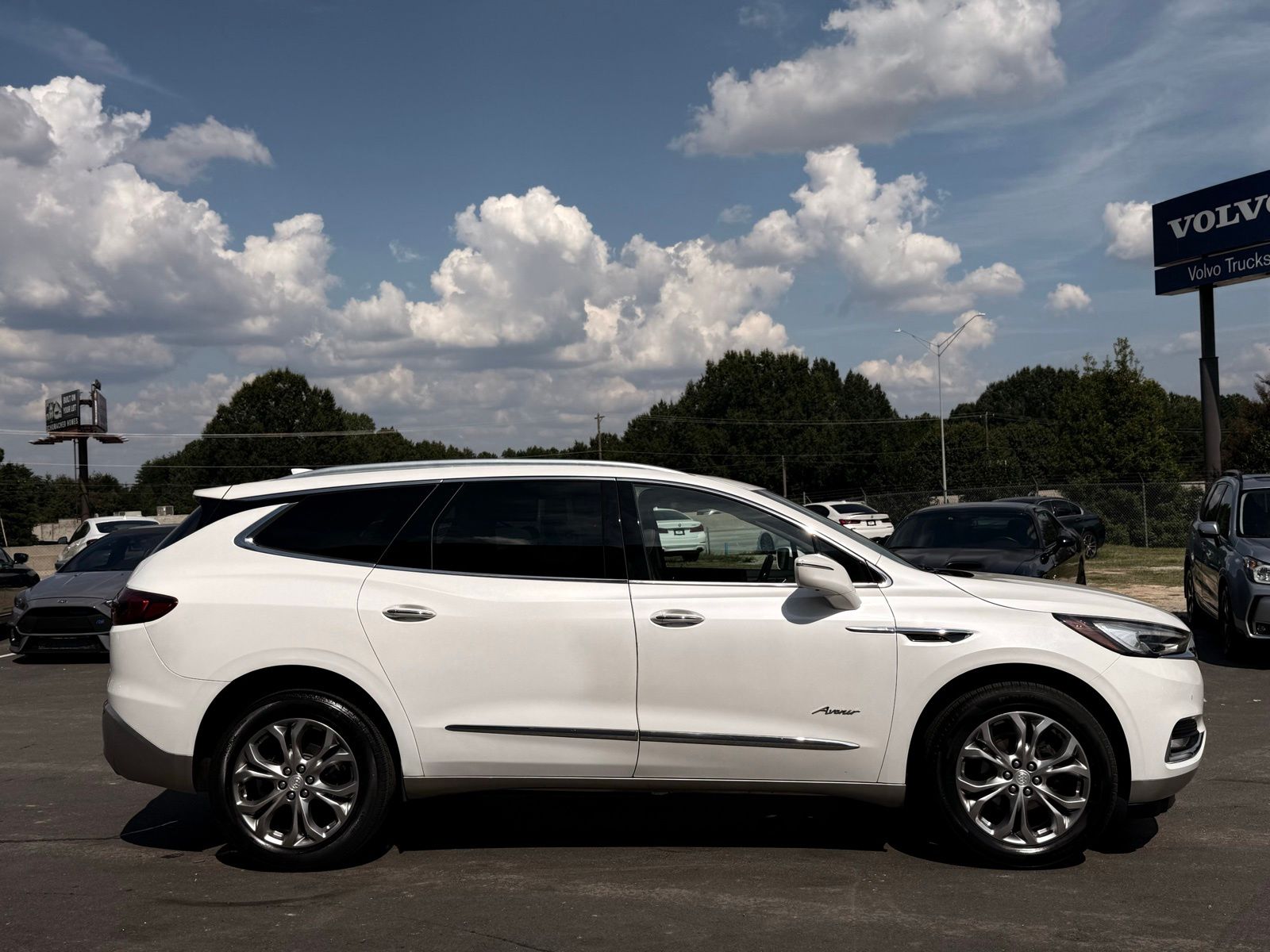 2018 Buick Enclave Avenir Image 5 of 49