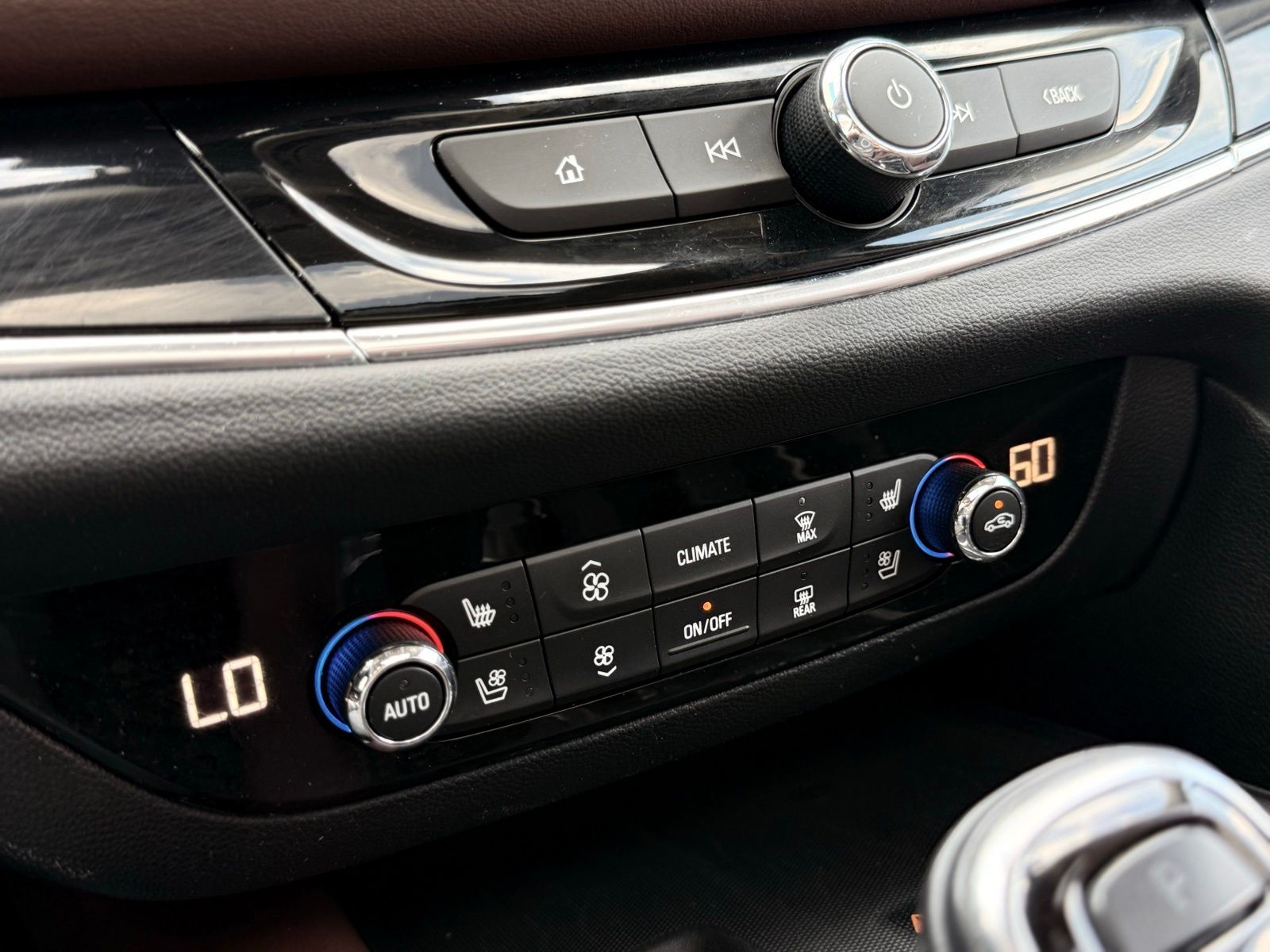 2018 Buick Enclave Avenir Image 46 of 49