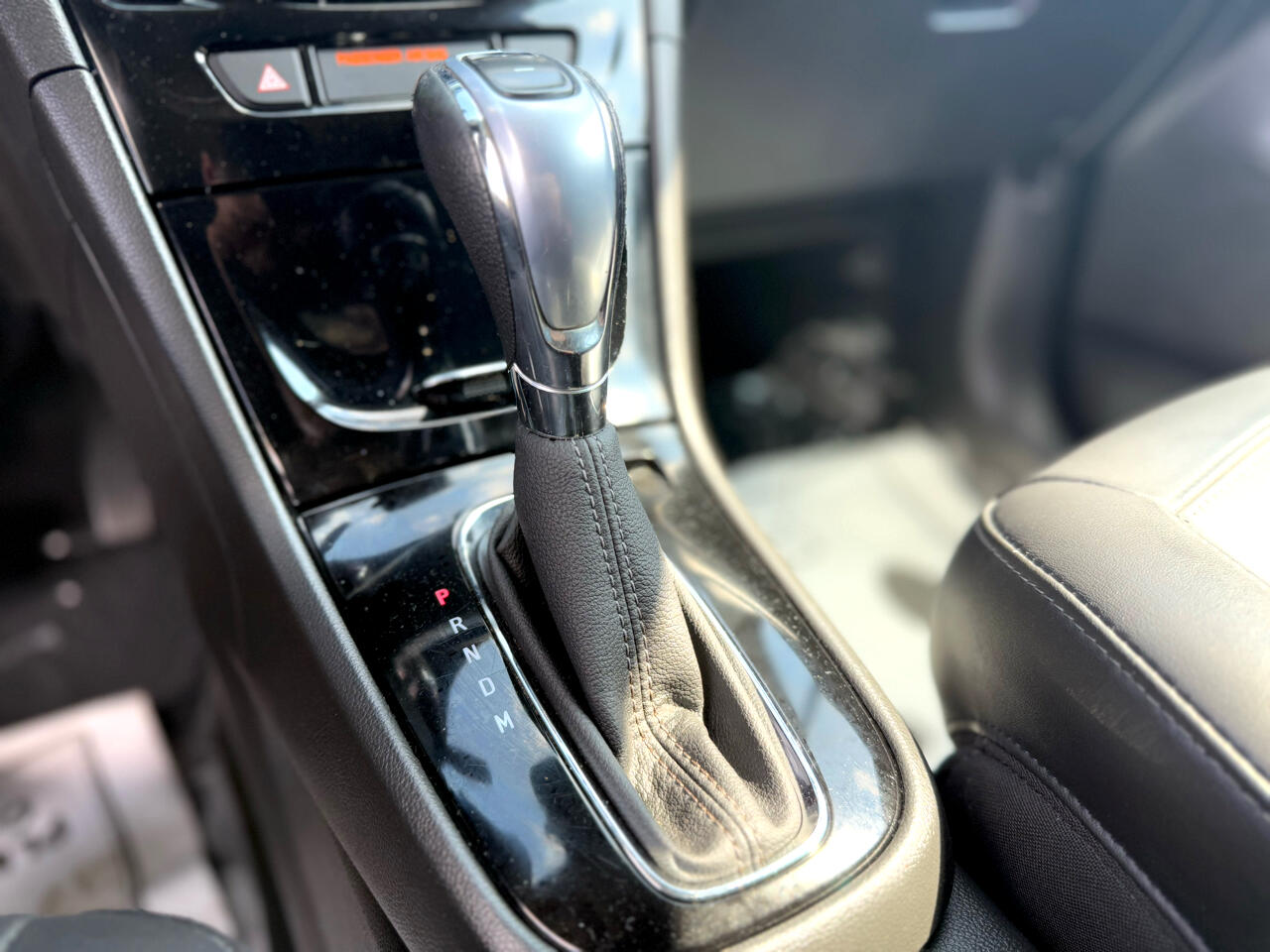 Vehicle image 28 of 51