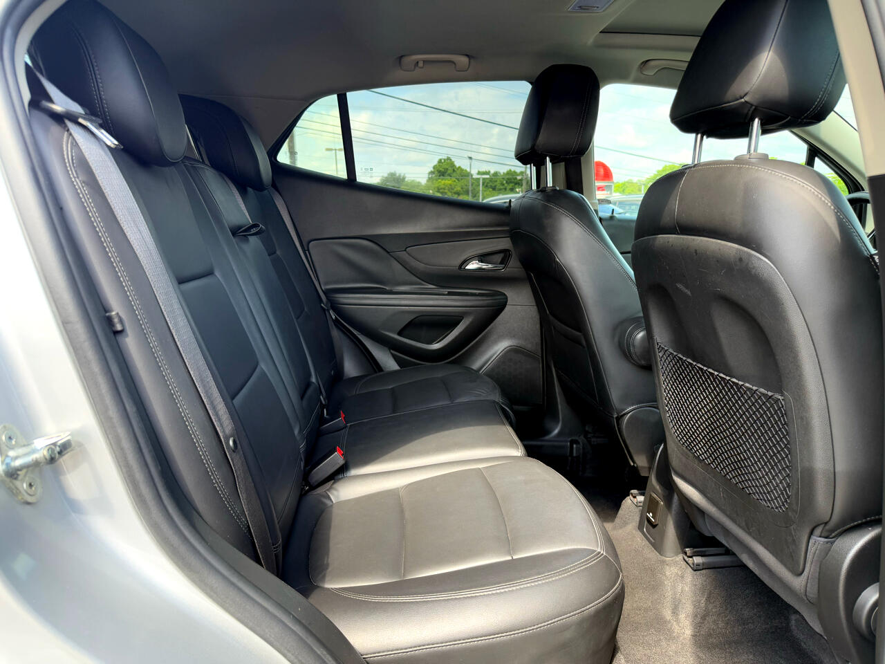 Vehicle image 34 of 51