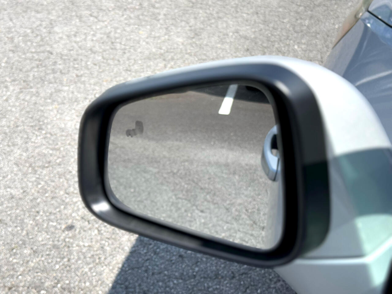 Vehicle image 13 of 51