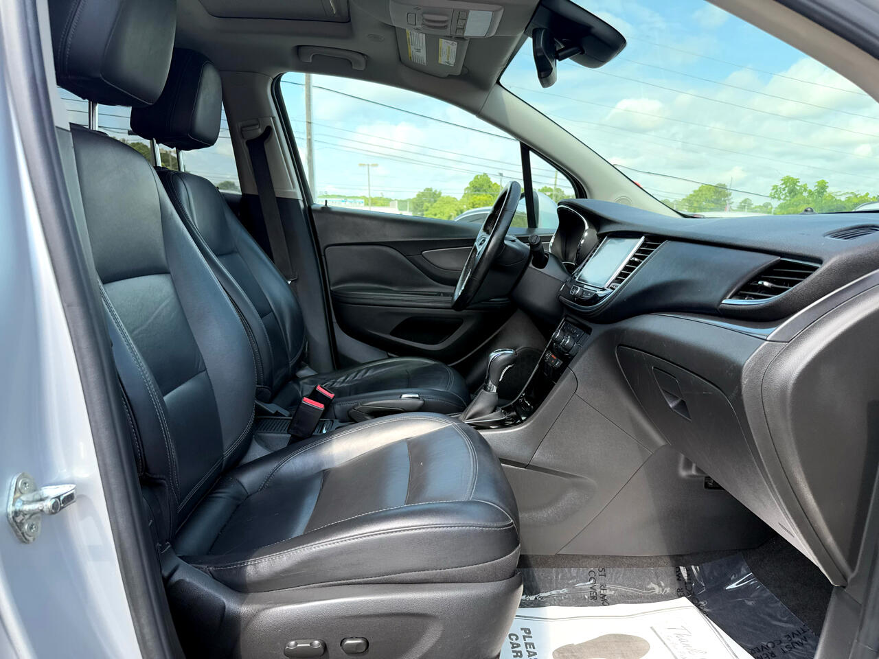 Vehicle image 41 of 51