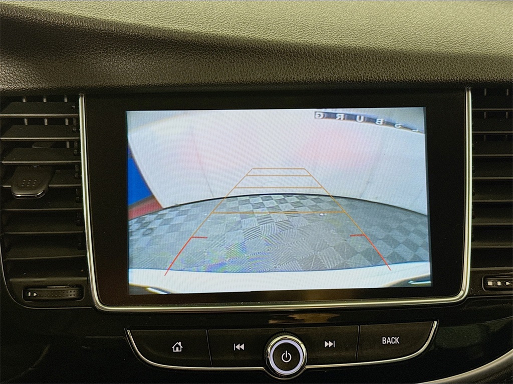 Vehicle image 14 of 32
