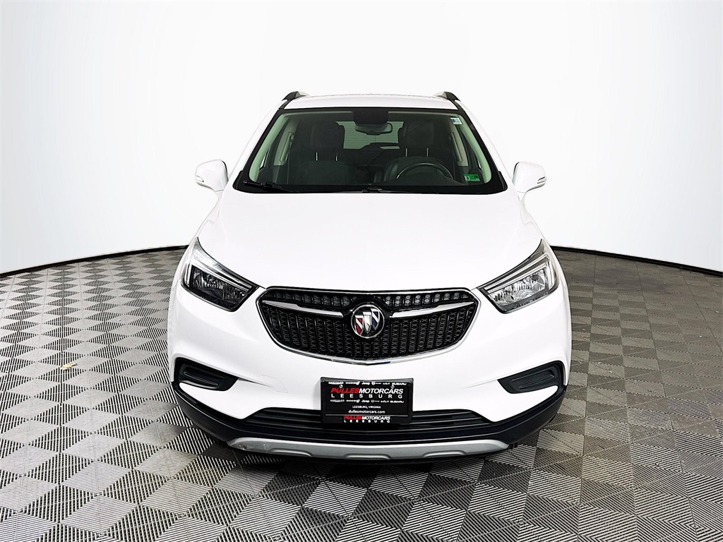 Vehicle image 4 of 32