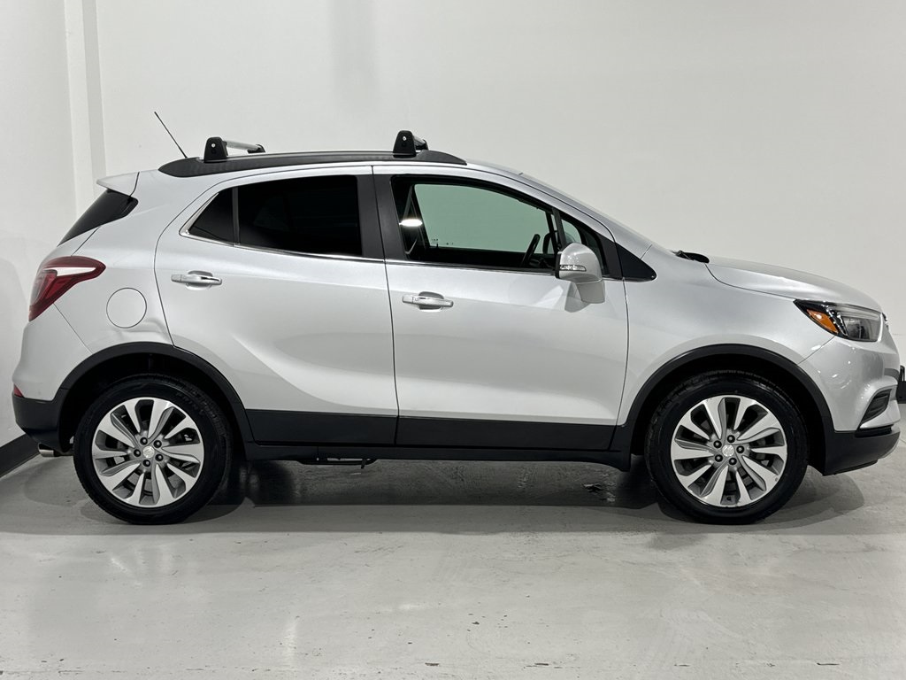 Vehicle image 3 of 40