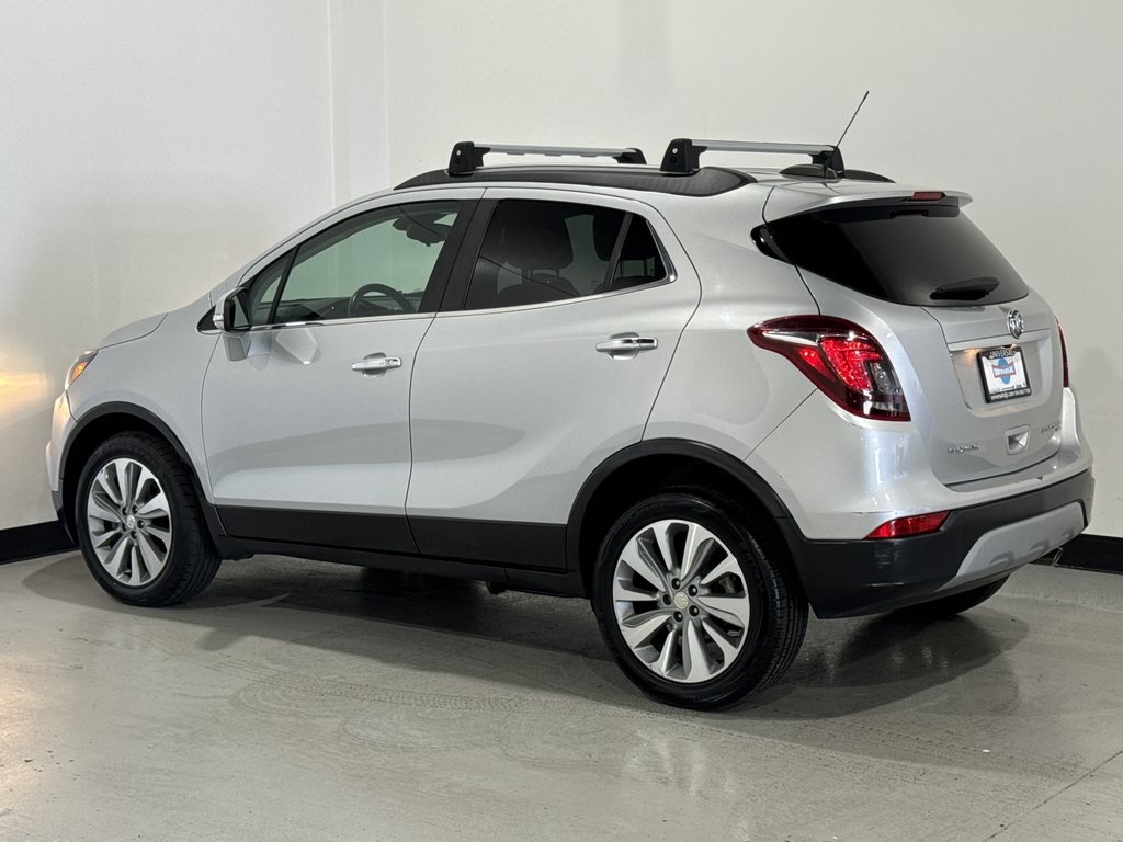 Vehicle image 5 of 40