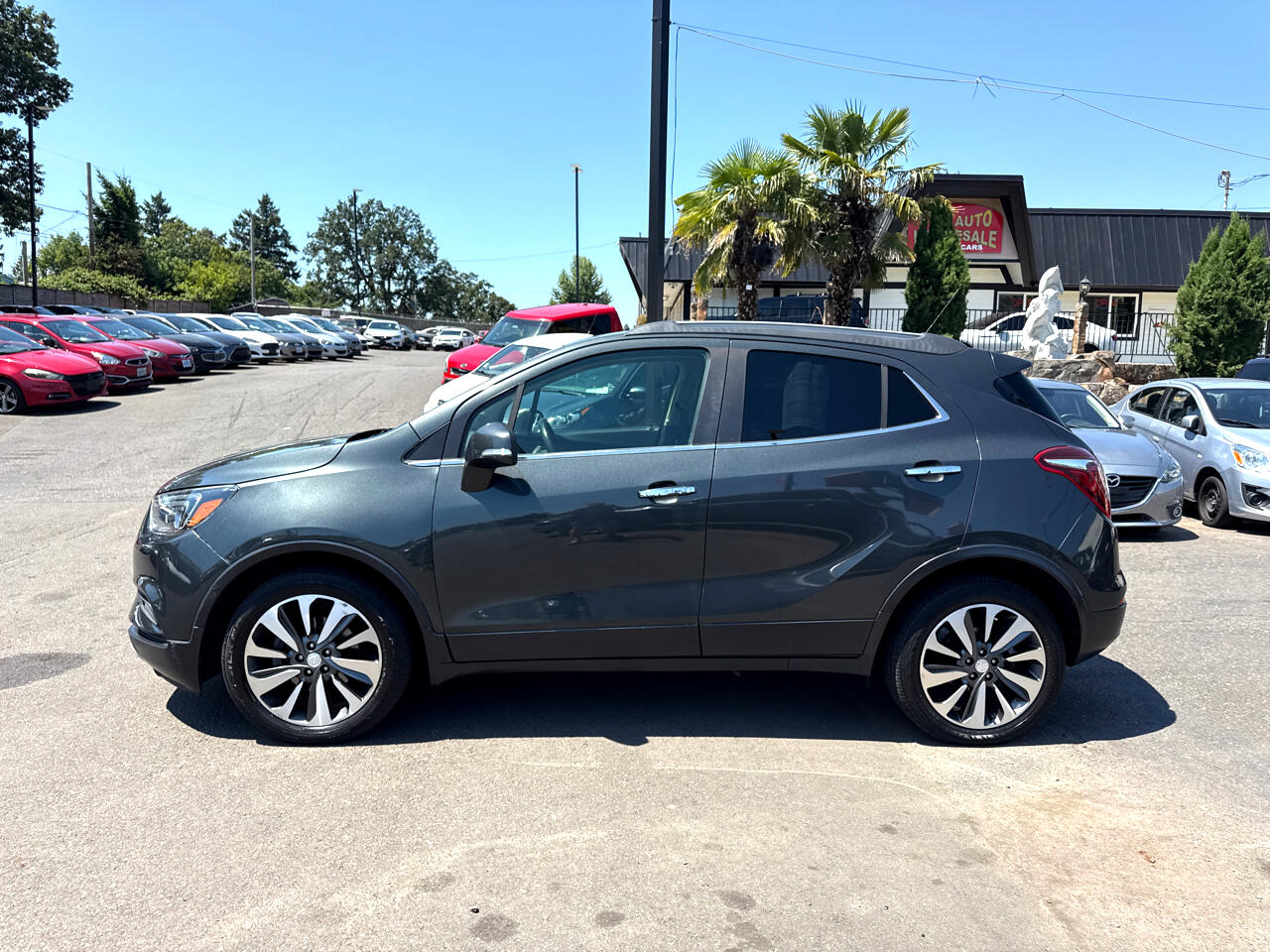 Vehicle image 8 of 21