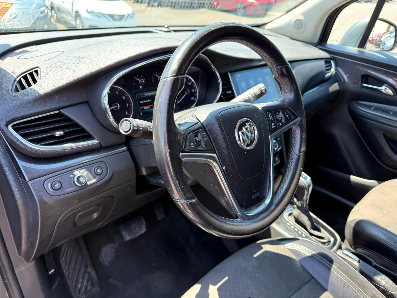 Vehicle image 12 of 21