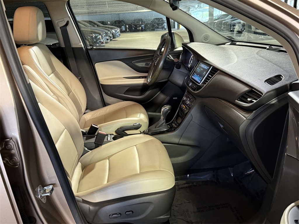 2018 Buick Encore Premium Image 11 of 29