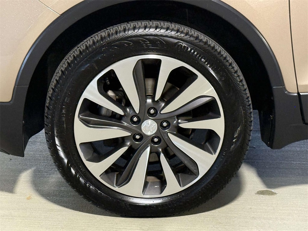 2018 Buick Encore Premium Image 8 of 29