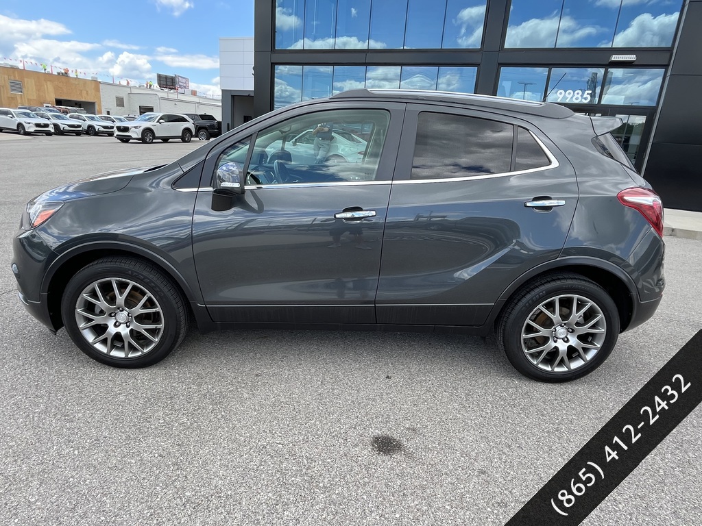 Vehicle image 8 of 15