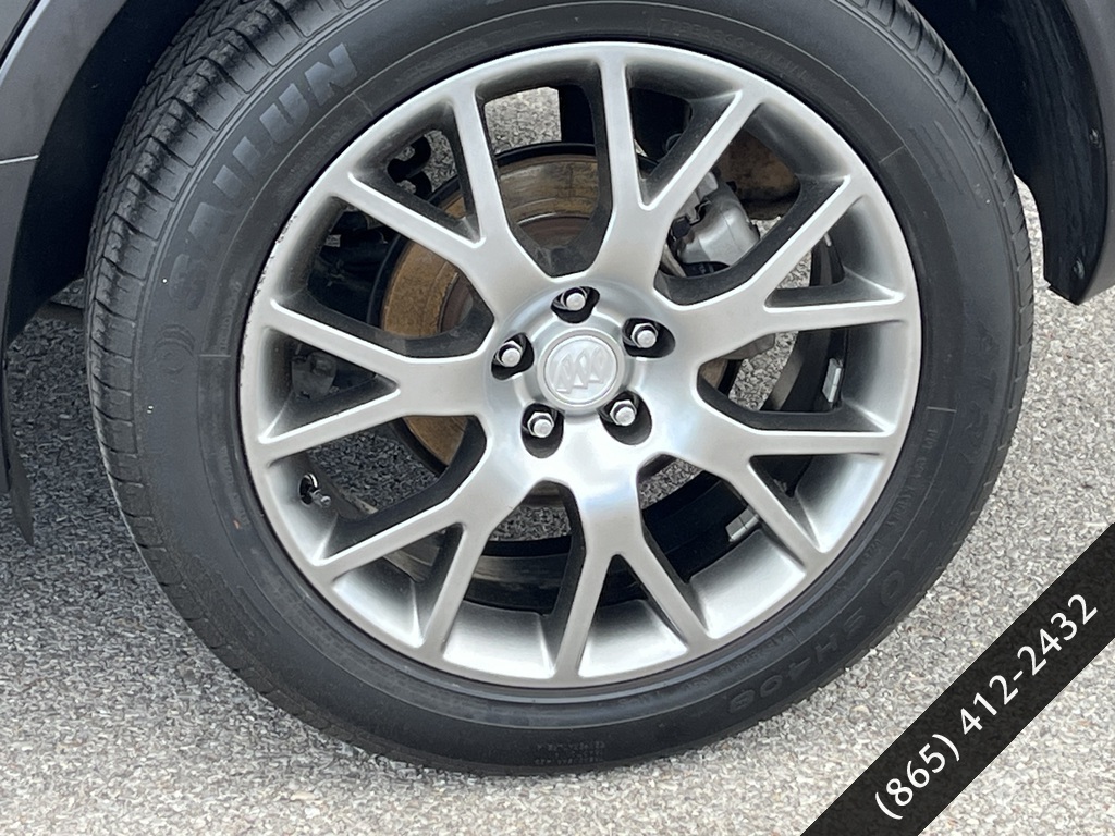 Vehicle image 9 of 15
