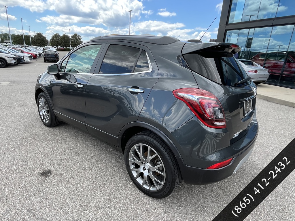 Vehicle image 7 of 15