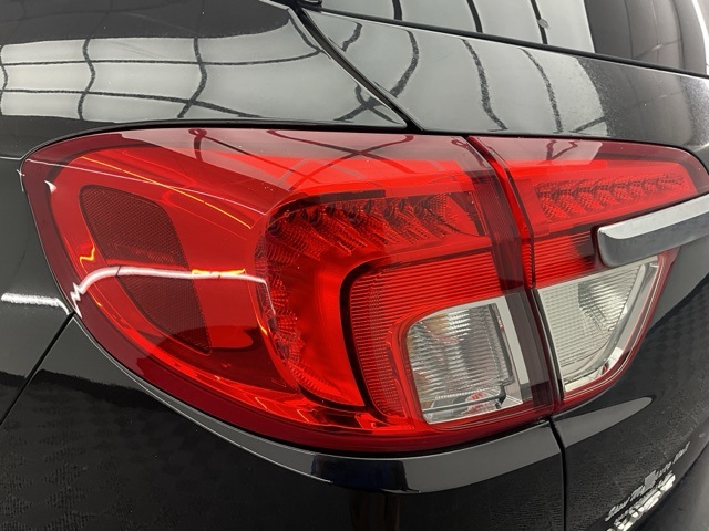 Vehicle image 19 of 26