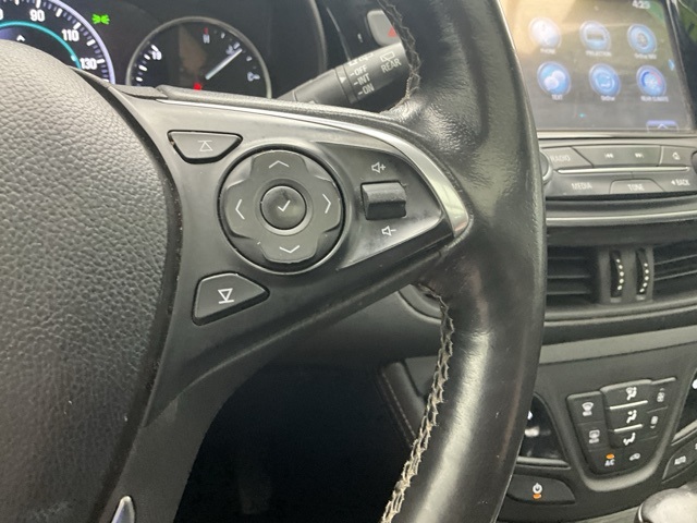 Vehicle image 24 of 26