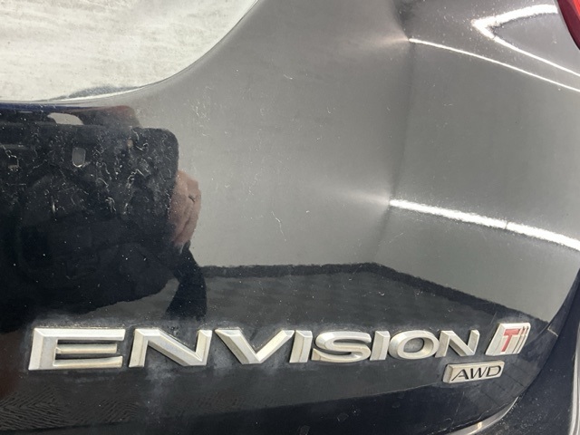 Vehicle image 18 of 26