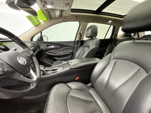 Vehicle image 20 of 26