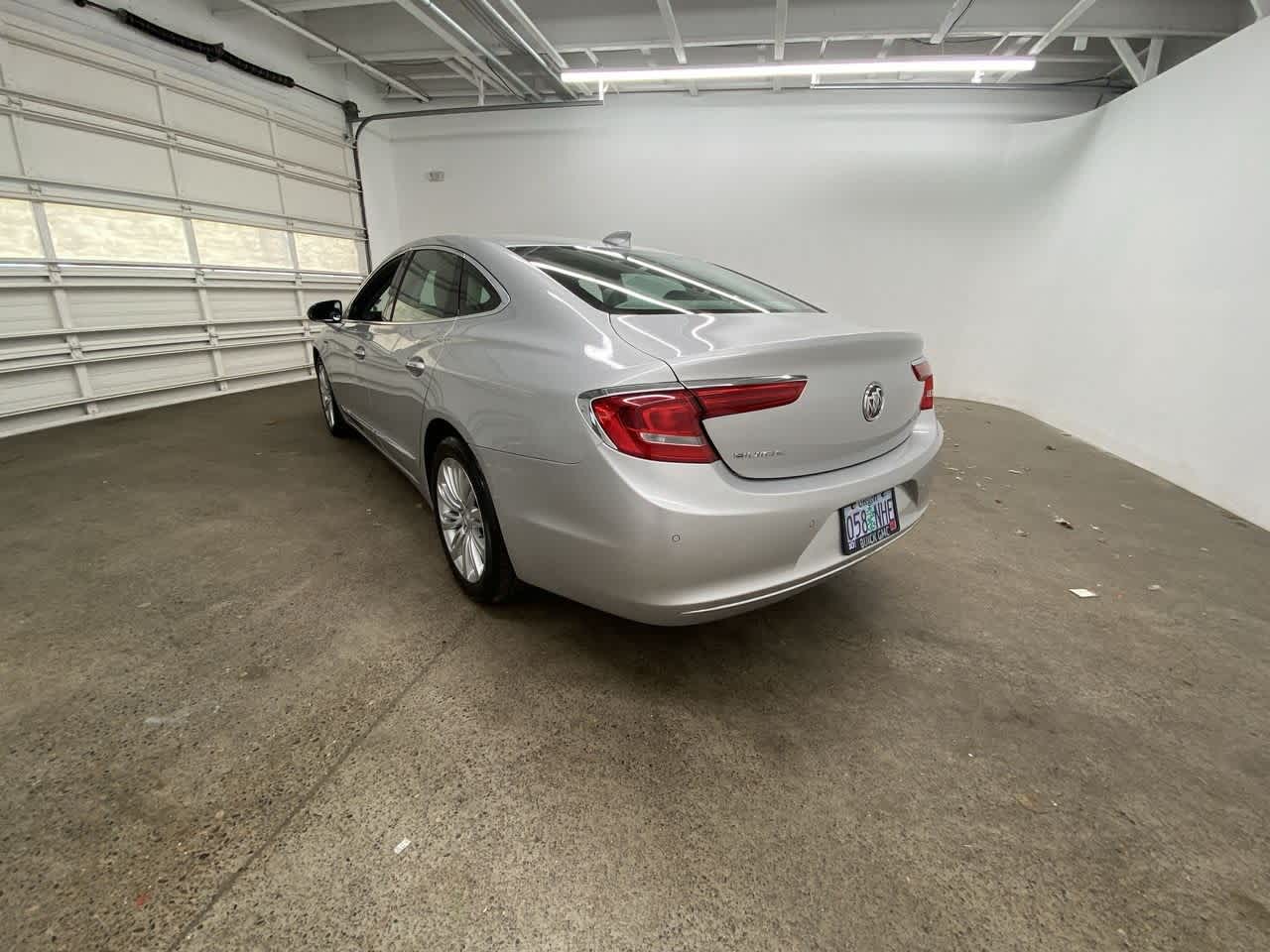Vehicle image 7 of 38