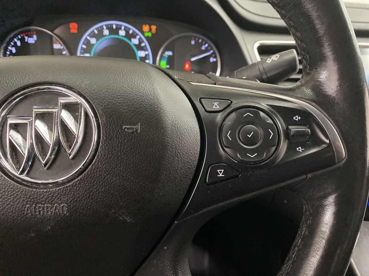 Vehicle image 22 of 38