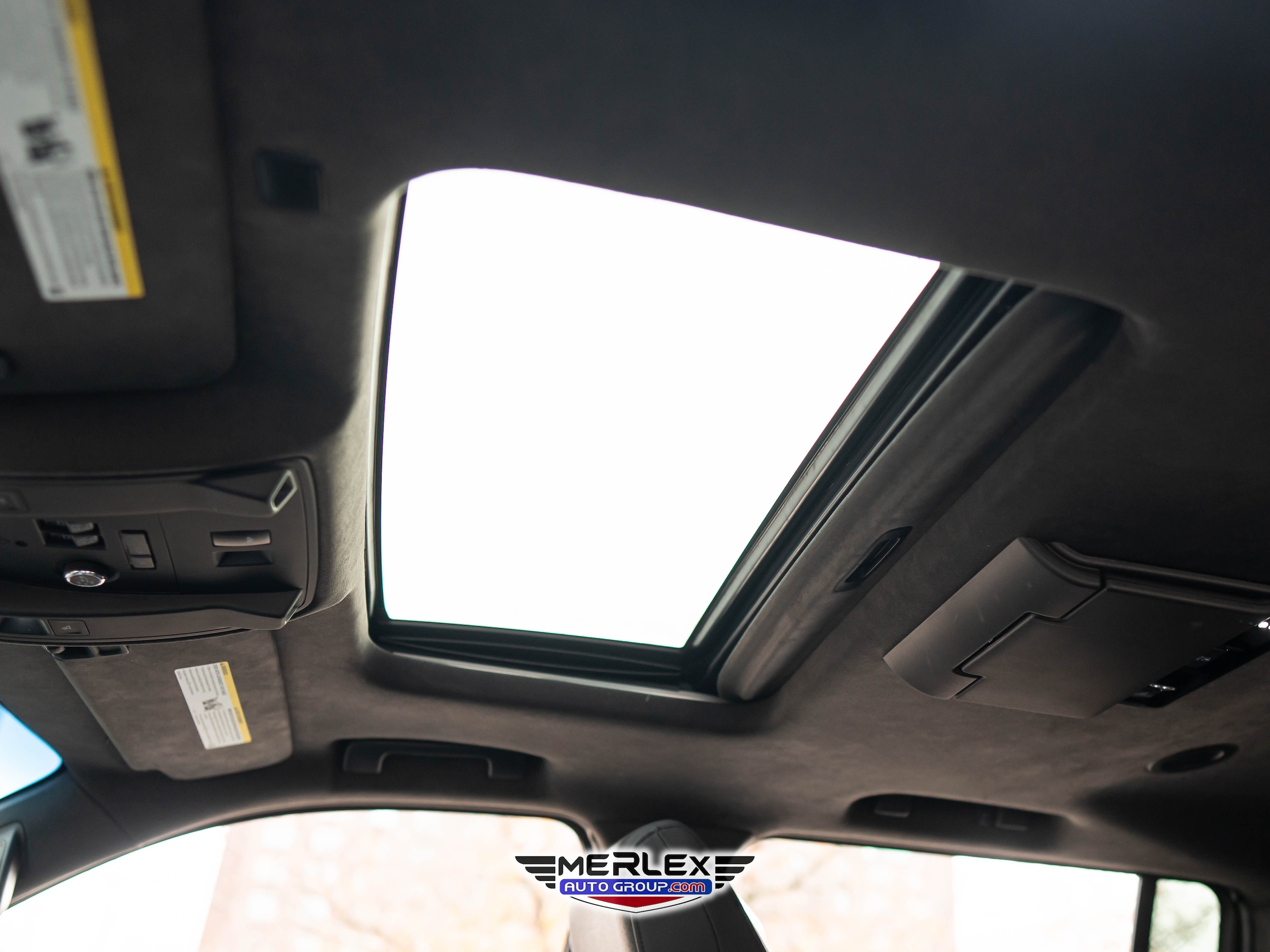 2018 Cadillac Escalade ESV Platinum Image 22 of 50