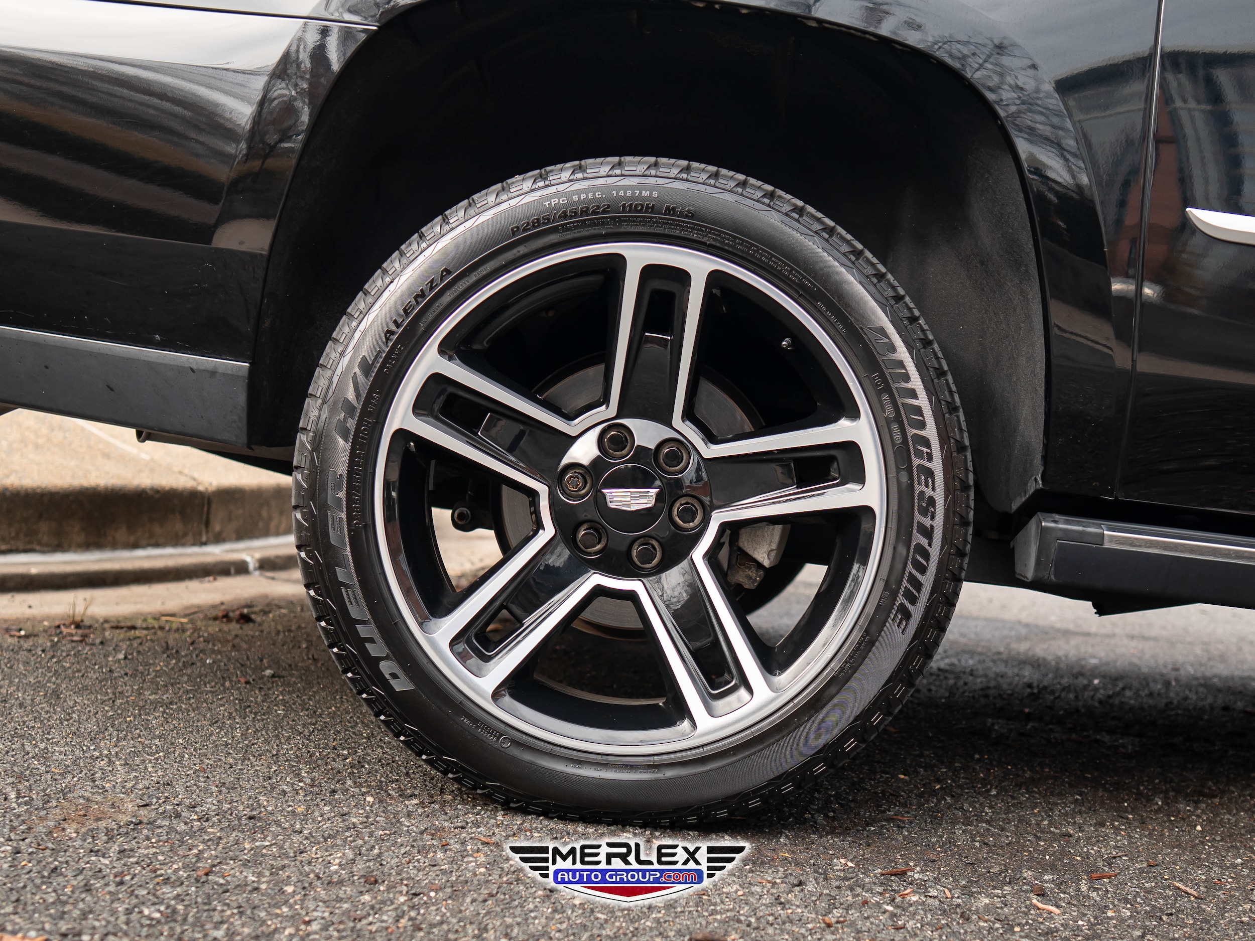 2018 Cadillac Escalade ESV Platinum Image 8 of 50