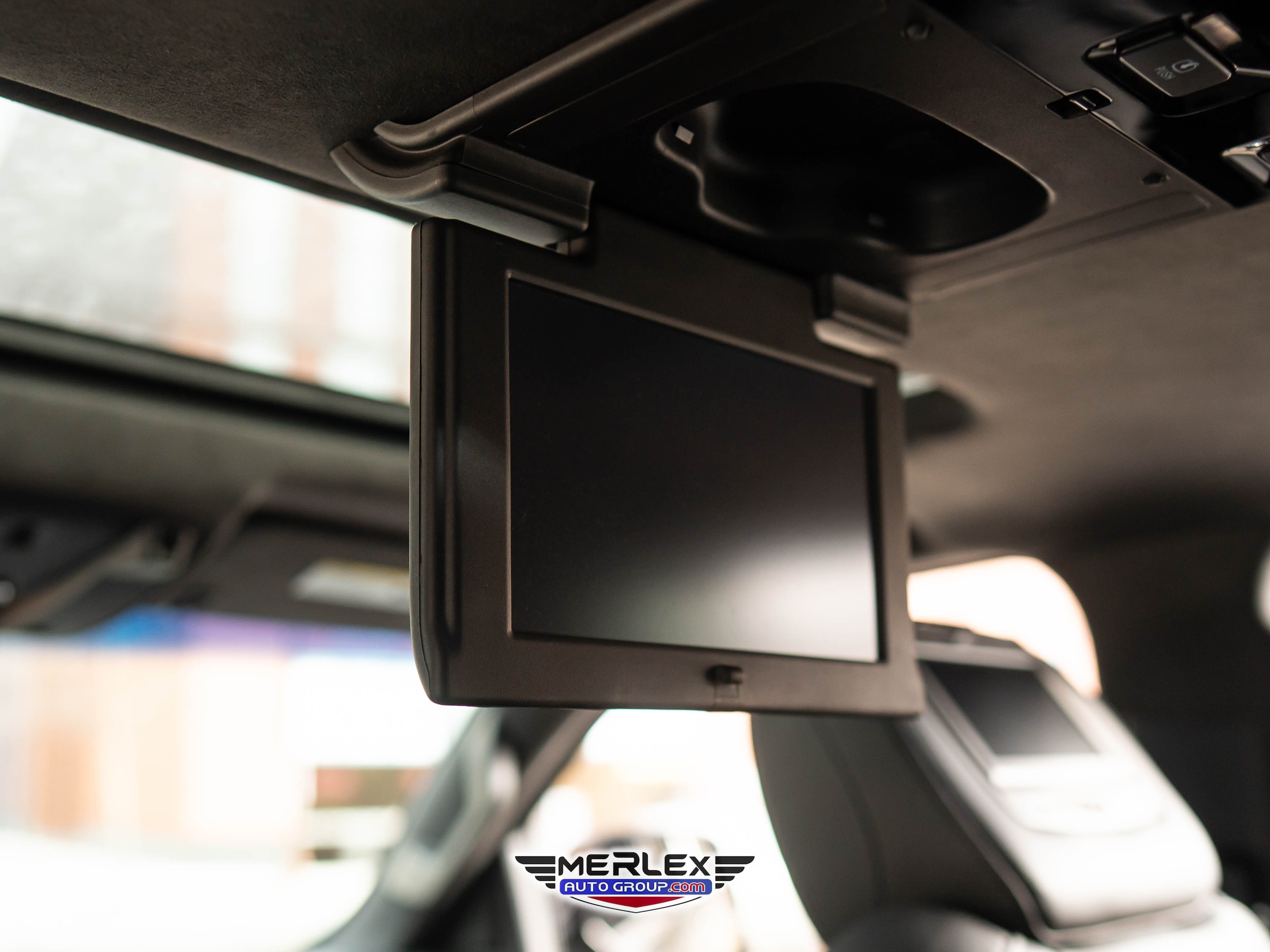 2018 Cadillac Escalade ESV Platinum Image 43 of 50