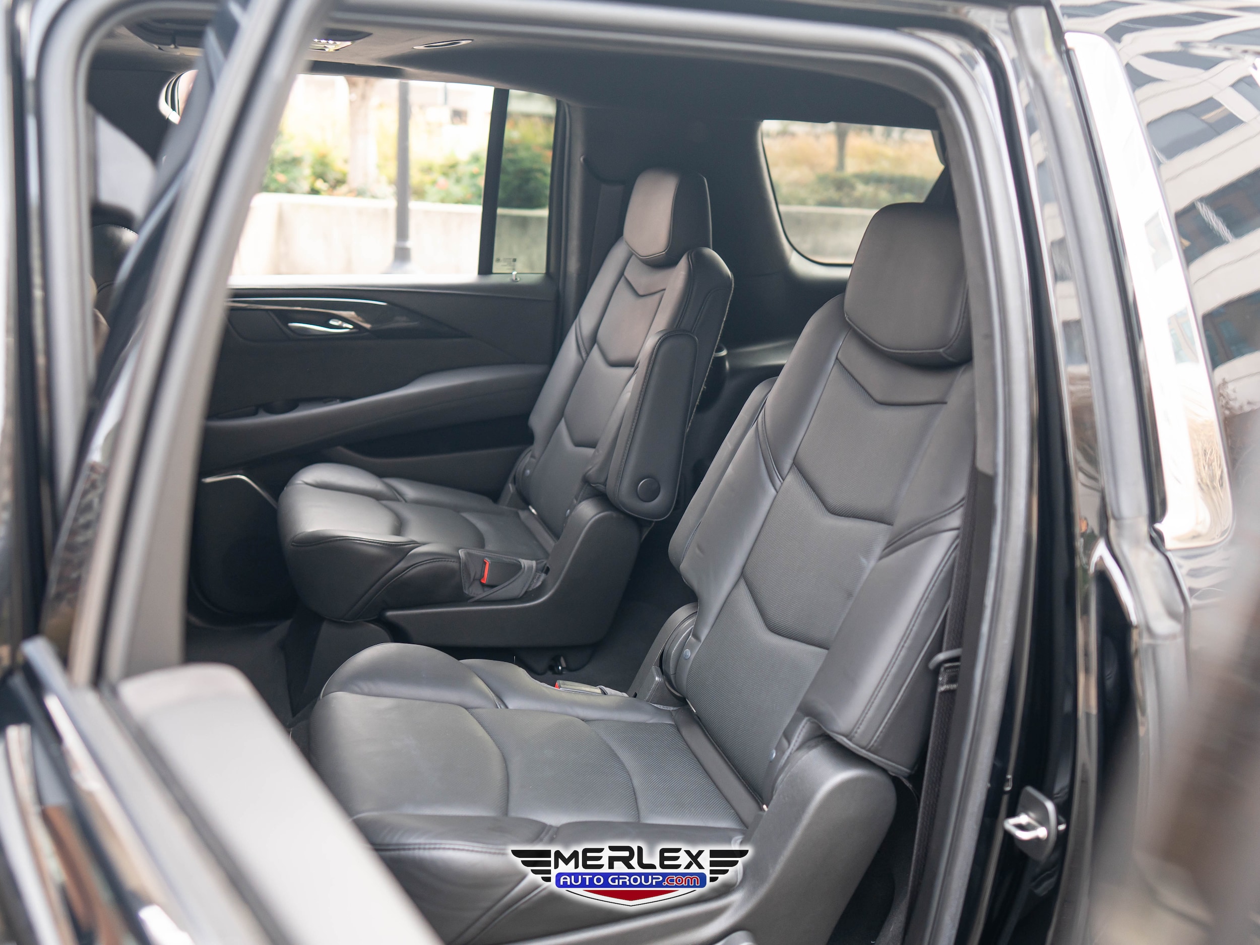 2018 Cadillac Escalade ESV Platinum Image 14 of 50