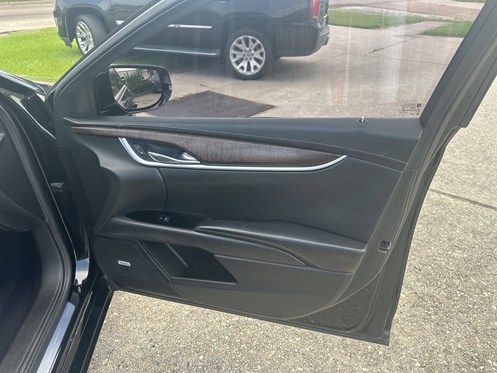 Vehicle image 19 of 19