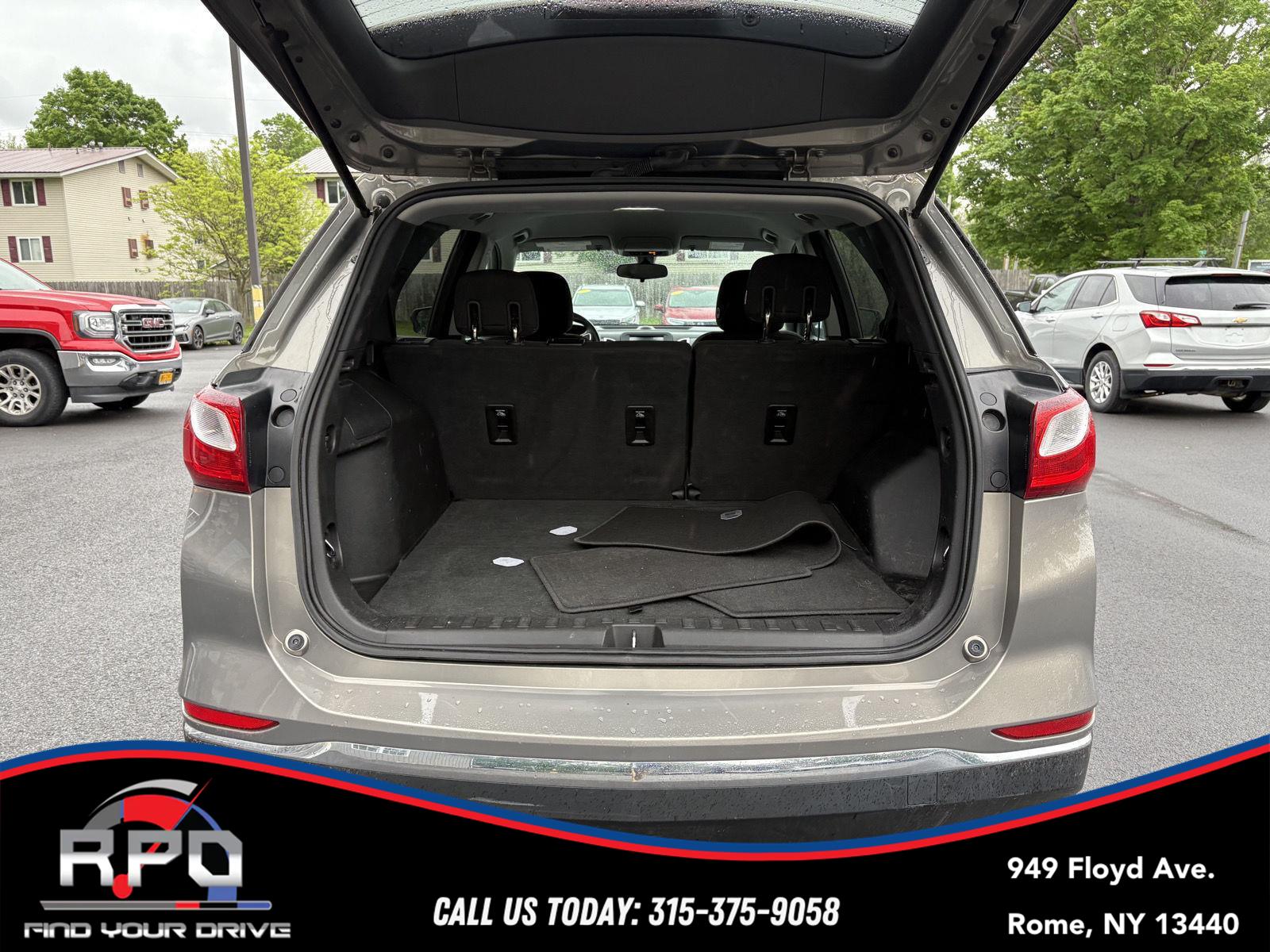 Vehicle image 18 of 30