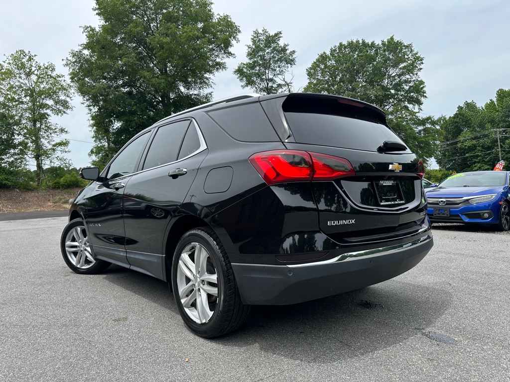 Vehicle image 10 of 55