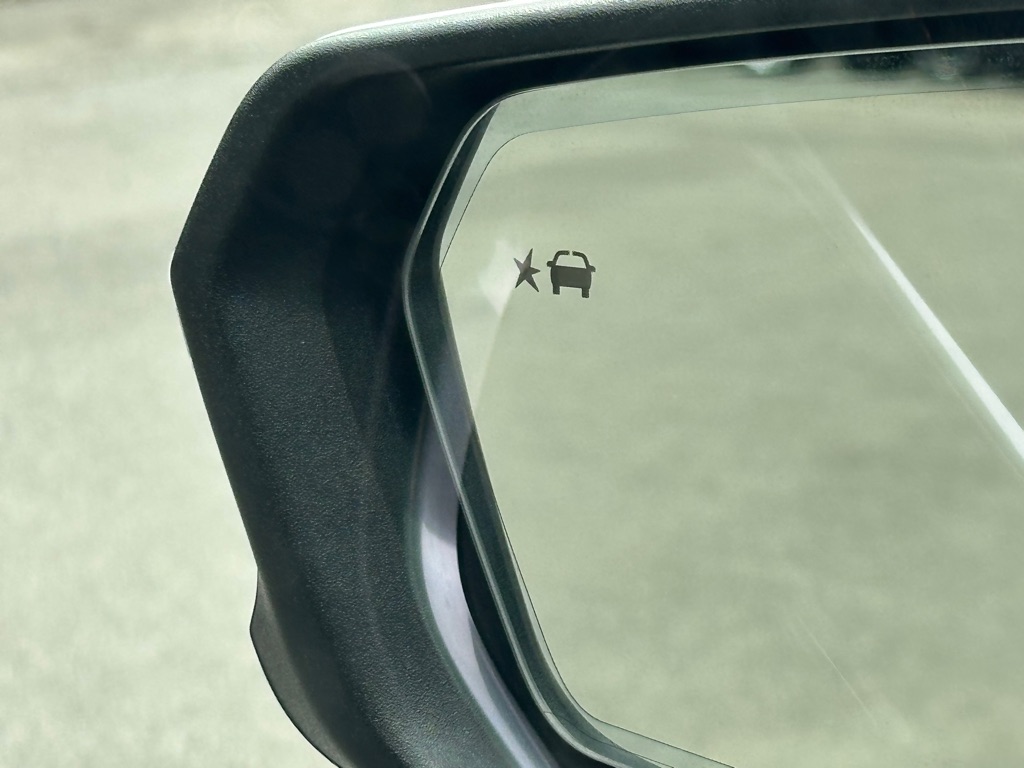 Vehicle image 40 of 55