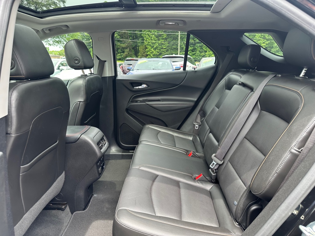 Vehicle image 18 of 55