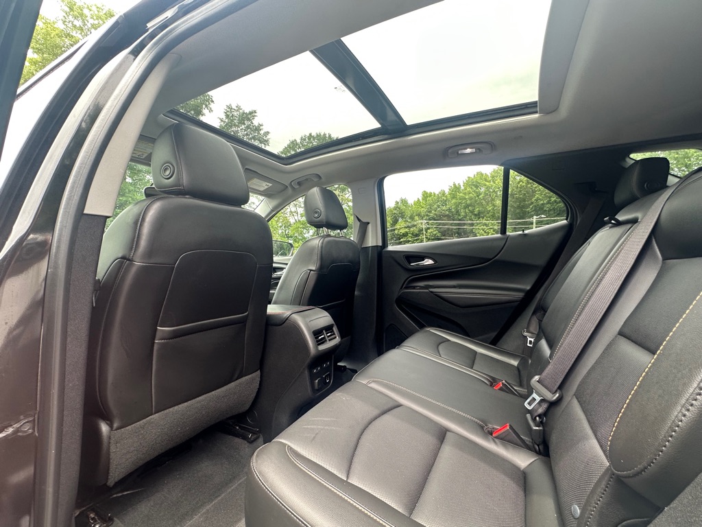 Vehicle image 19 of 55