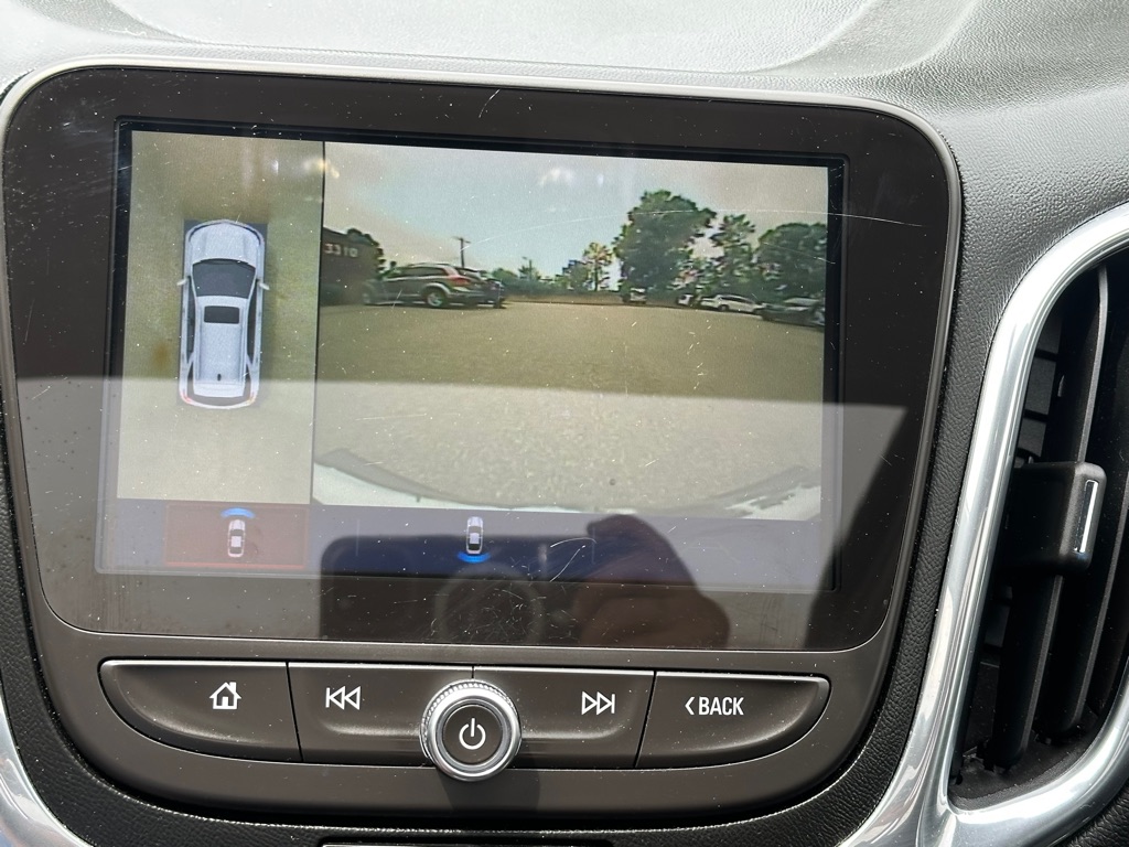 Vehicle image 33 of 55