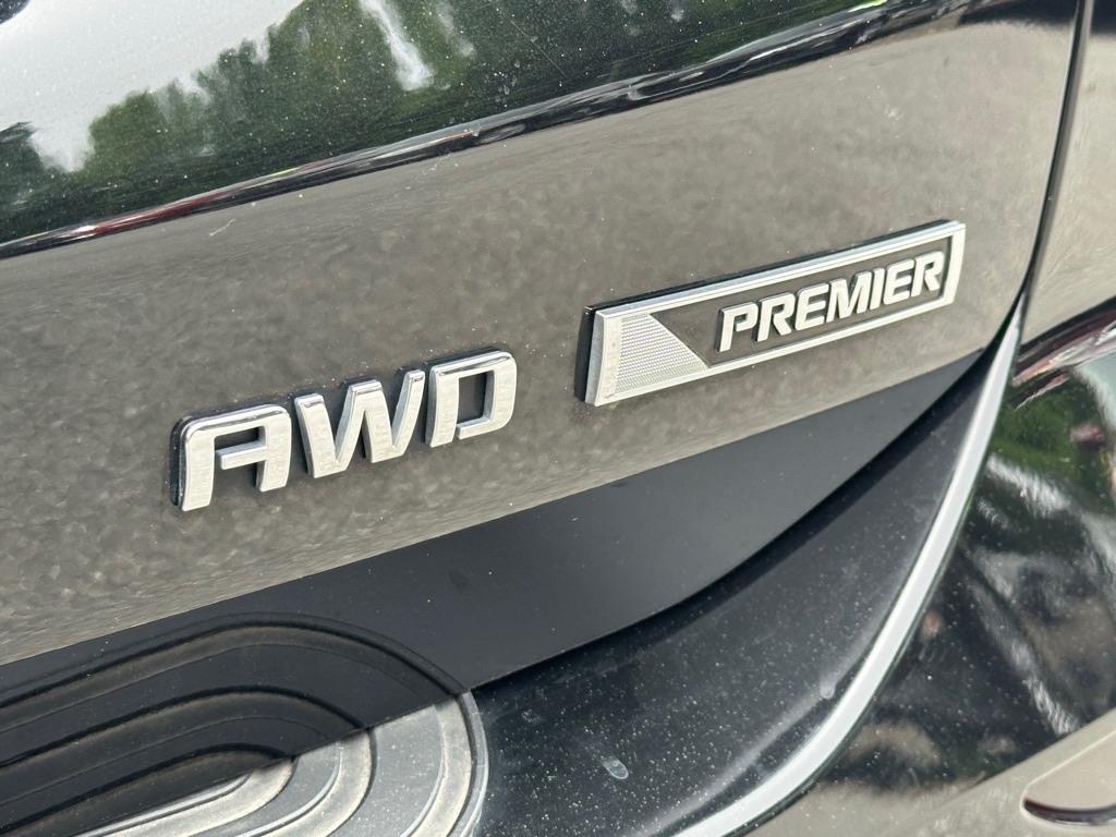 Vehicle image 52 of 55