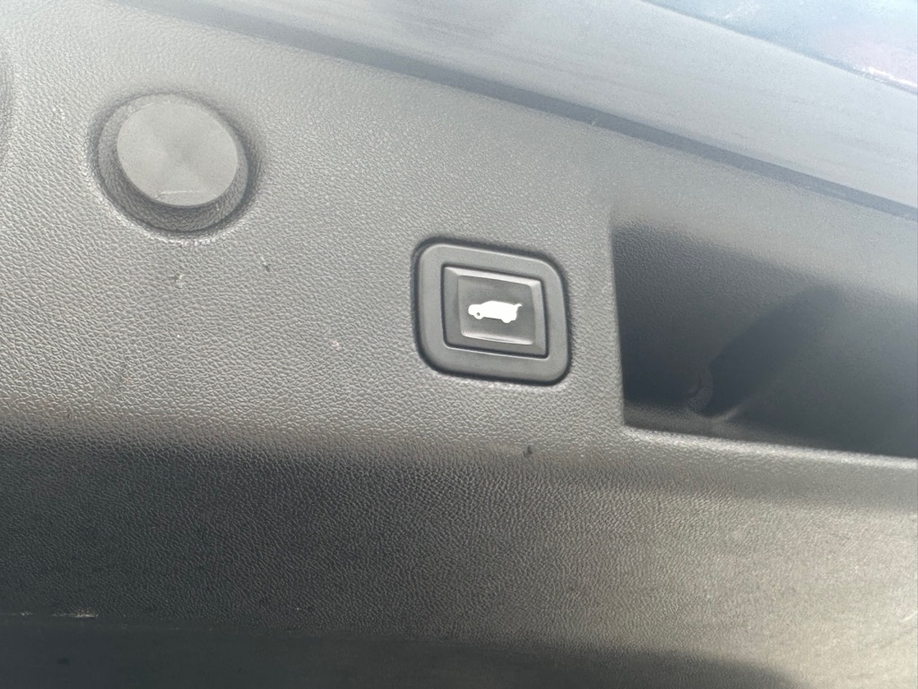 Vehicle image 45 of 55