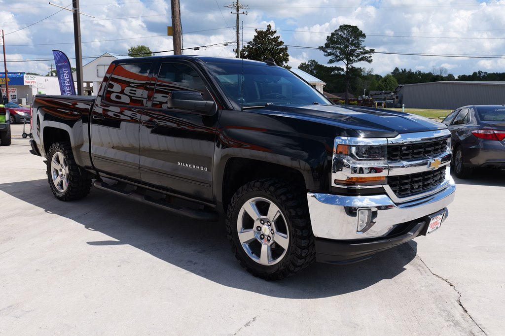 2018 Chevrolet Silverado 1500 LT Image 7 of 65