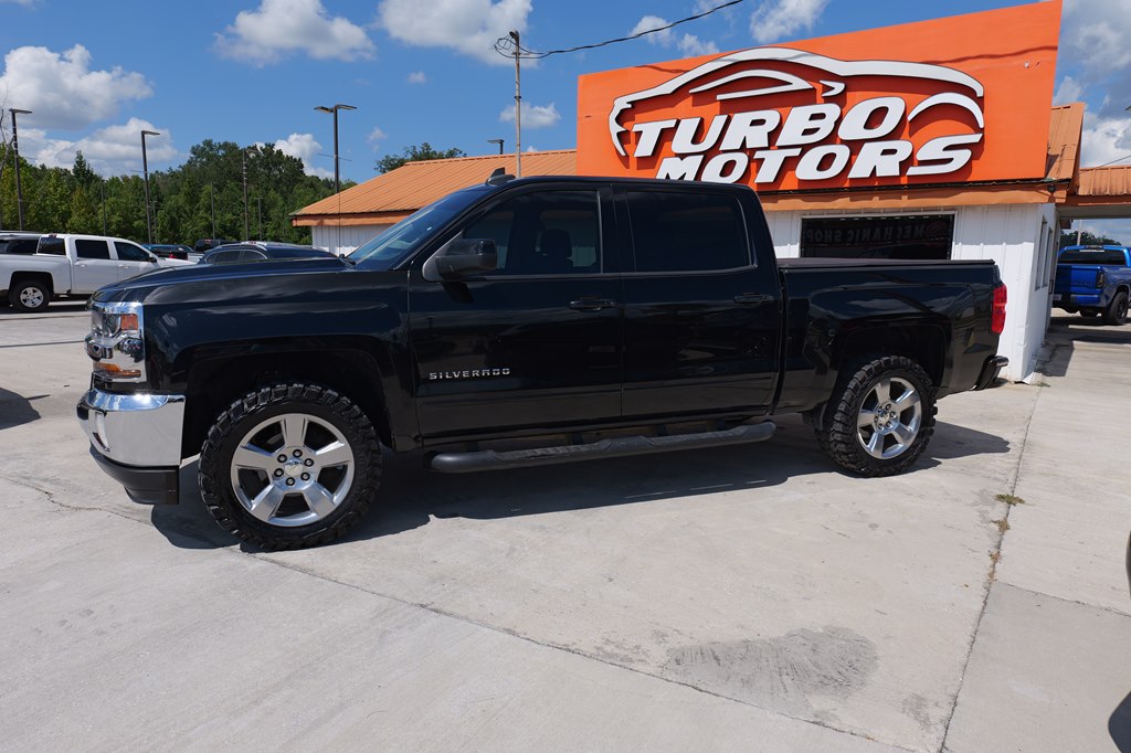 2018 Chevrolet Silverado 1500 LT Image 3 of 65