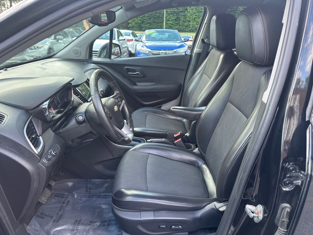 Vehicle image 11 of 34