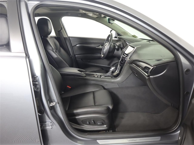 Vehicle image 24 of 29