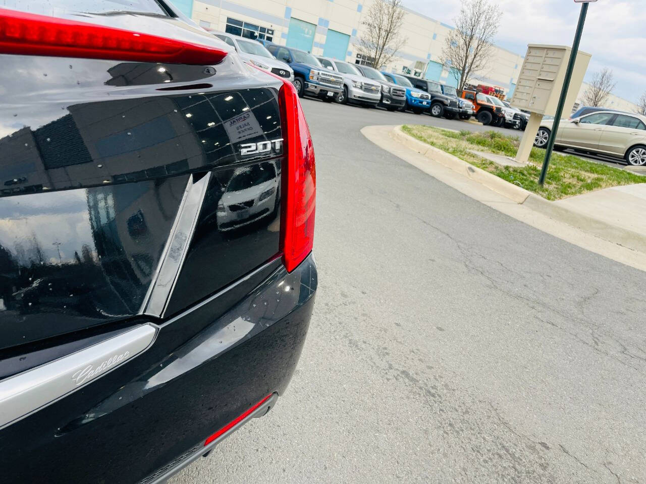 Vehicle image 11 of 45
