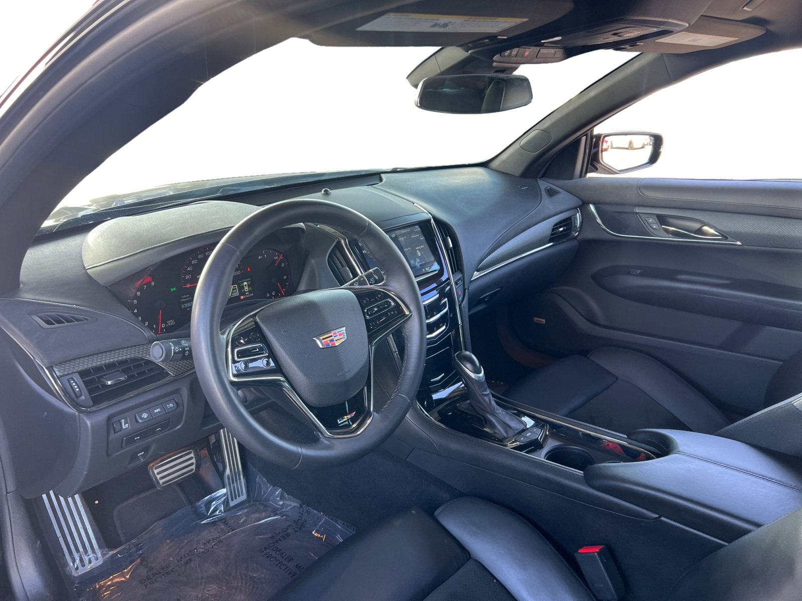 Vehicle image 14 of 23