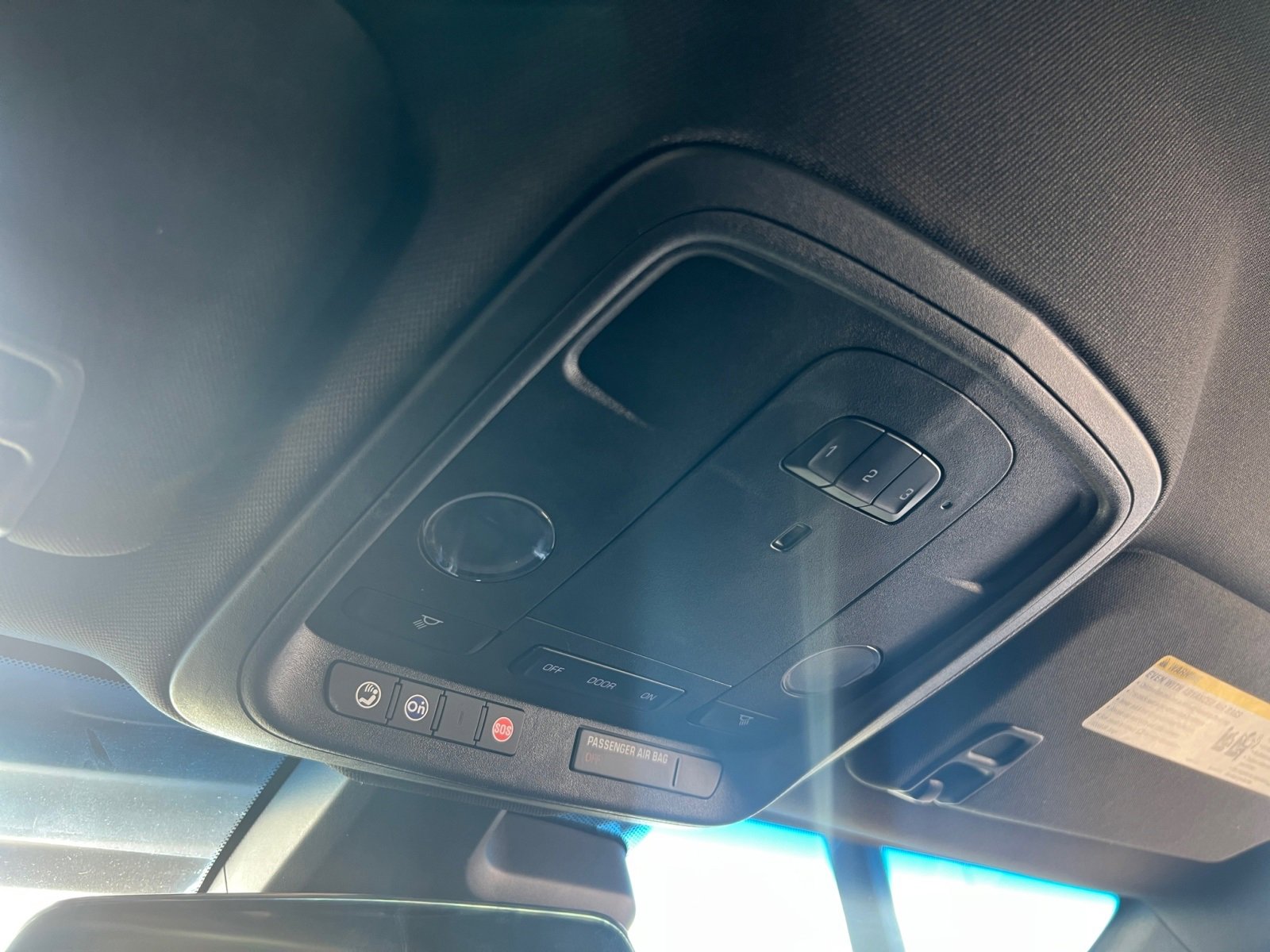 Vehicle image 20 of 23