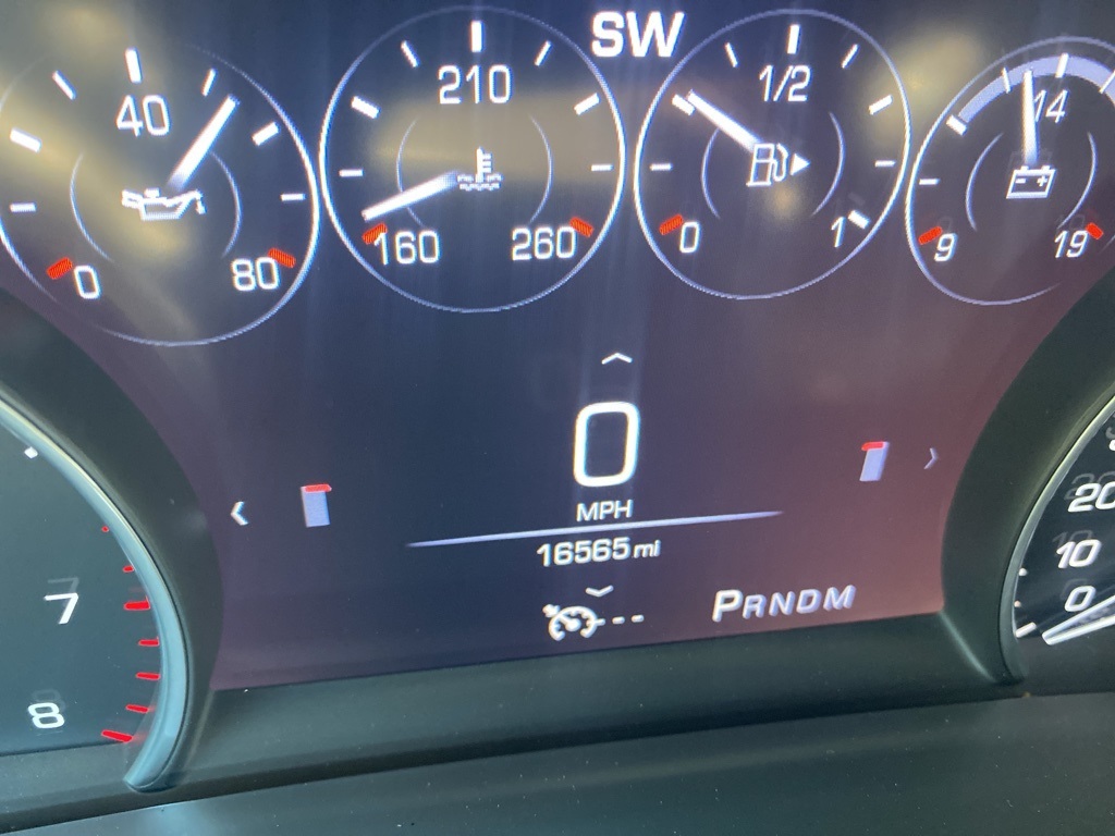 Vehicle image 20 of 34